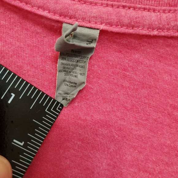 Womens Pink T-Shirt with Embroidered Flowers, Maui in Rhinestones, Size M - Picture 5 of 5